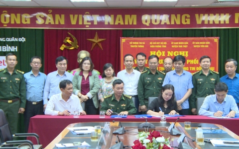 Ký kết chương trình phối hợp trong truyền thông, đối ngoại tại khu vực biên giới biển tỉnh Thái Bình