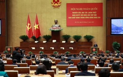 Nghiên cứu học tập quán triệt Nghị quyết Hội nghị lần thứ 8 Ban chấp hành Trương ương Đảng khóa XIII