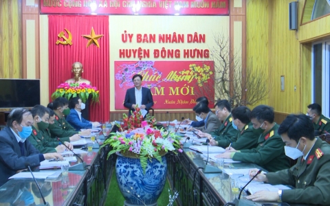 Kiểm tra công tác tuyển chọn gọi công dân nhập ngũ năm 2022 tại huyện Đông Hưng