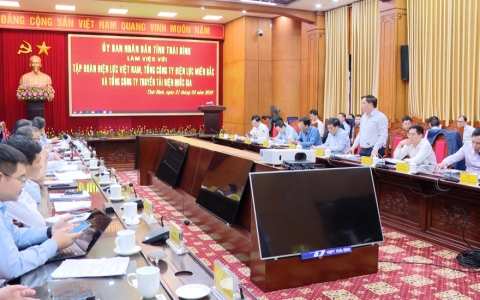 UBND tỉnh Thái Bình làm việc với Tập đoàn Điện lực Việt Nam



