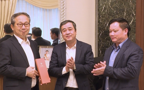 Các đồng chí lãnh đạo tỉnh Thái Bình làm việc với Đại sứ đặc mệnh toàn quyền Nhật Bản tại Việt Nam