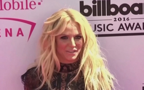Britney Spears phát hành ca khúc mới sau 6 năm