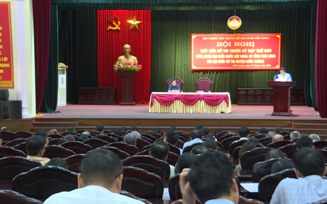 Đại biểu Quốc hội tiếp xúc cử tri huyện Kiến Xương, Tiền Hải