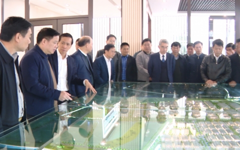Đẩy nhanh tiến độ đầu tư xây dựng và thu hút đầu tư vào KCN Hải Long