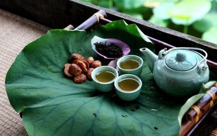 Nghệ thuật uống trà độc đáo của người Việt - Đài Phát Thanh và Truyền Hình  Thái Bình